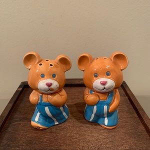 Vintage Teddy Bear Salt And Pepper Shakers